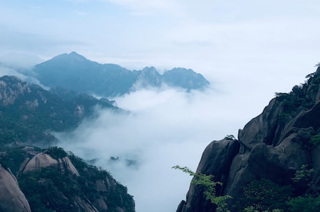 北京月子中心 护士多对一或一对一护理宝宝